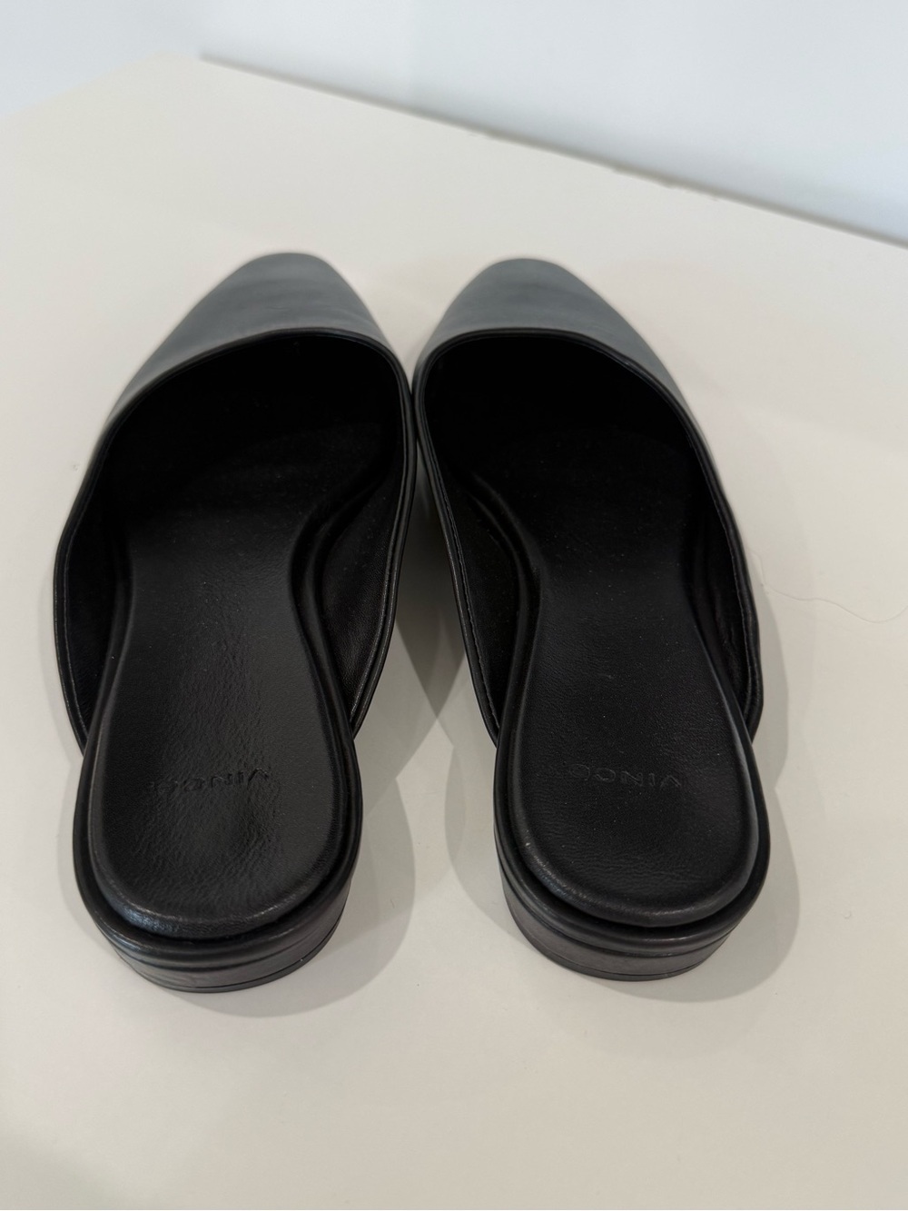 NWOB VINCE Black Leather loaders Flats - Women's size 5.5 - Picture 3 of 5